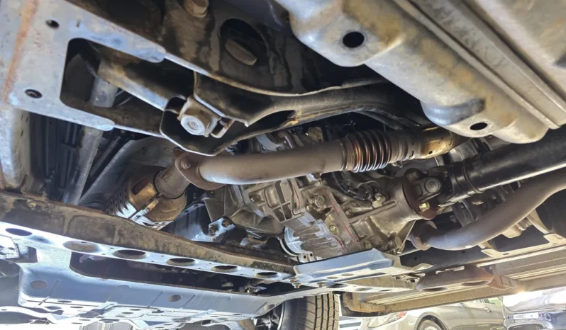 
								2001 Toyota Land Cruiser UZJ100 full									