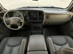 
										2004 GMC Yukon Denali 1500 Luxury full									