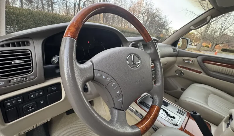 
								2003 Lexus LX470 full									