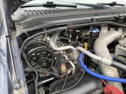 
										2004 Ford F-350 Super Duty Lariat Crew Cab Power Stroke 4×4 Dually full									