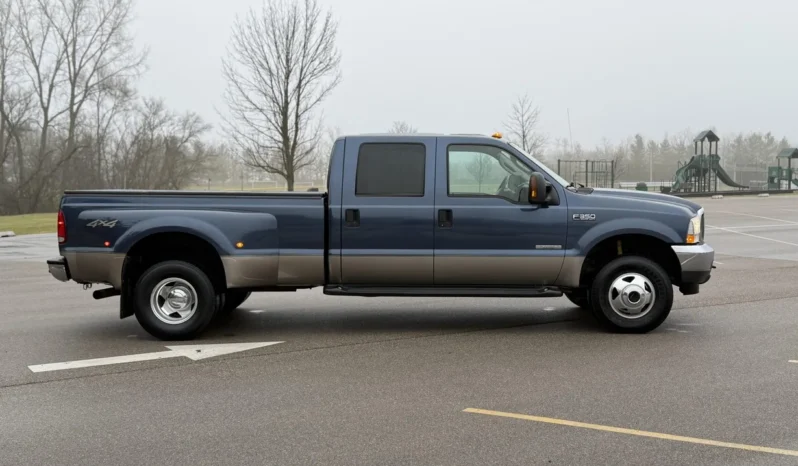 
								2004 Ford F-350 Super Duty Lariat Crew Cab Power Stroke 4×4 Dually full									