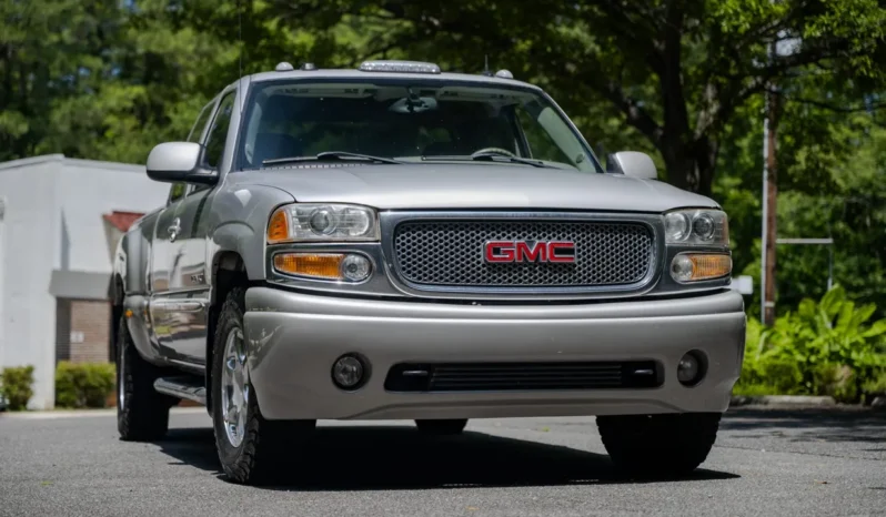 
								2004 GMC Sierra 1500 Denali Extended Cab full									