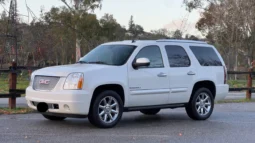 
										2007 GMC Yukon Denali full									