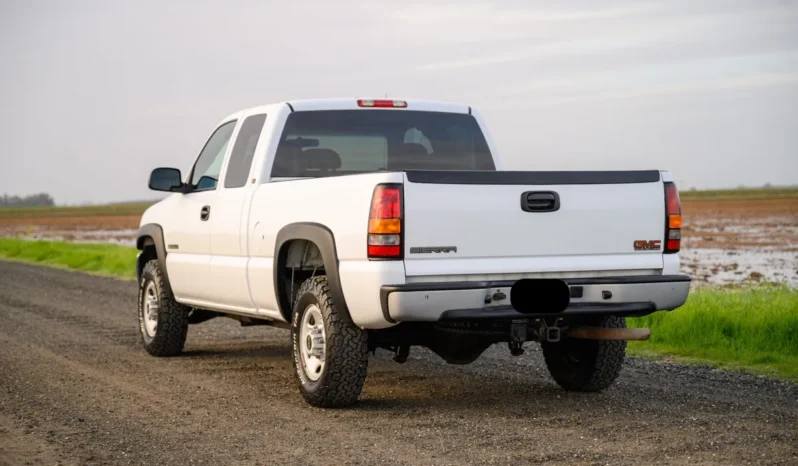 
								2001 GMC Sierra 2500 Extended Cab 4×4 full									