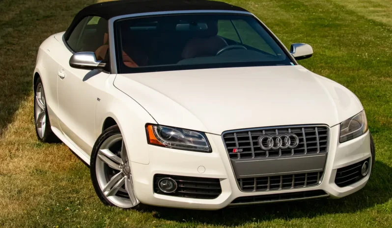 
								2011 Audi S5 Cabriolet Quattro Prestige full									