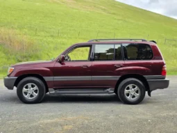 
										2001 Toyota Land Cruiser UZJ100 full									
