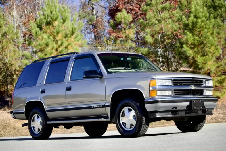 
								1999 Chevrolet Tahoe LT full									