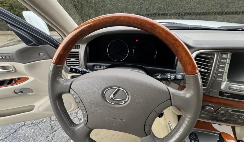
								2003 Lexus LX470 full									
