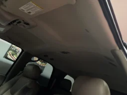 
										2004 GMC Yukon Denali 1500 Luxury full									