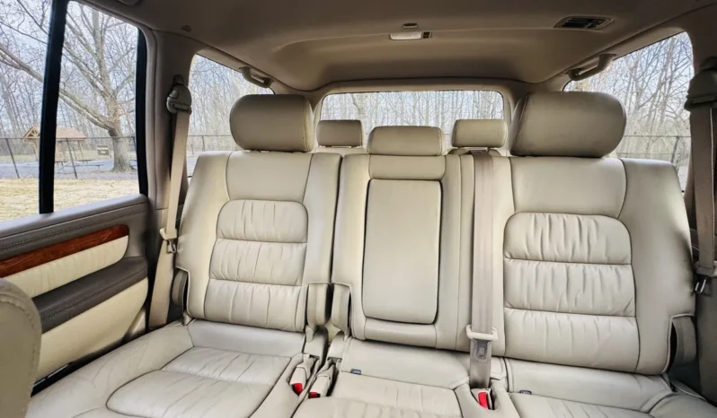 
								2003 Lexus LX470 full									