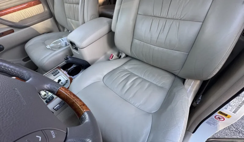 
								2003 Lexus LX470 full									