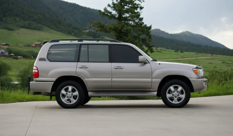 
								2003 Toyota Land Cruiser UZJ100 full									