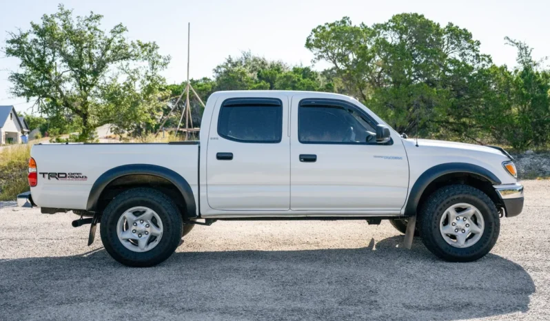 
								2003 Toyota Tacoma SR5 Double Cab TRD V6 full									