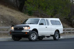 
										1999 Toyota Tacoma SR5 XtraCab V6 4×4 full									