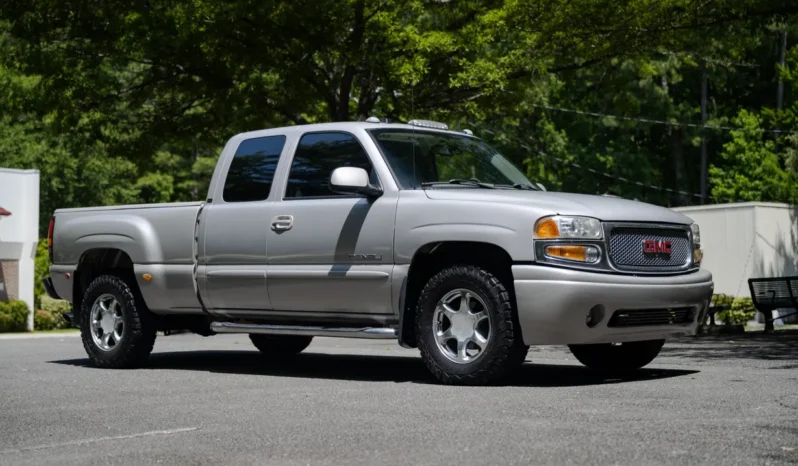 
								2004 GMC Sierra 1500 Denali Extended Cab full									