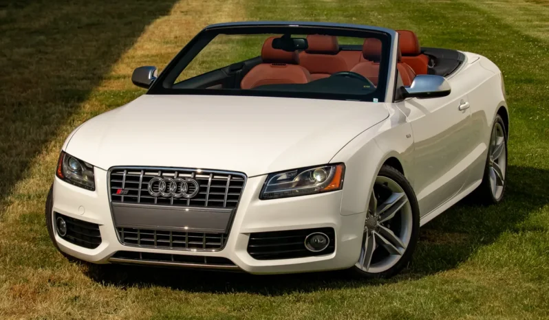 
								2011 Audi S5 Cabriolet Quattro Prestige full									