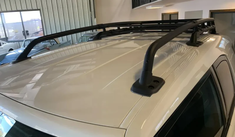 
								2012 Toyota FJ Cruiser full									