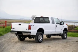 
										2001 Ford F-350 Super Duty XLT SuperCab Power Stroke 4×4 6-Speed full									