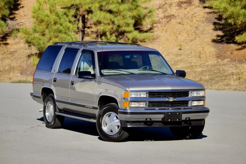 
								1999 Chevrolet Tahoe LT full									